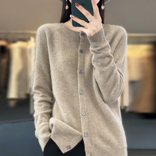 VIVIENNE WARM COZY CARDIGAN